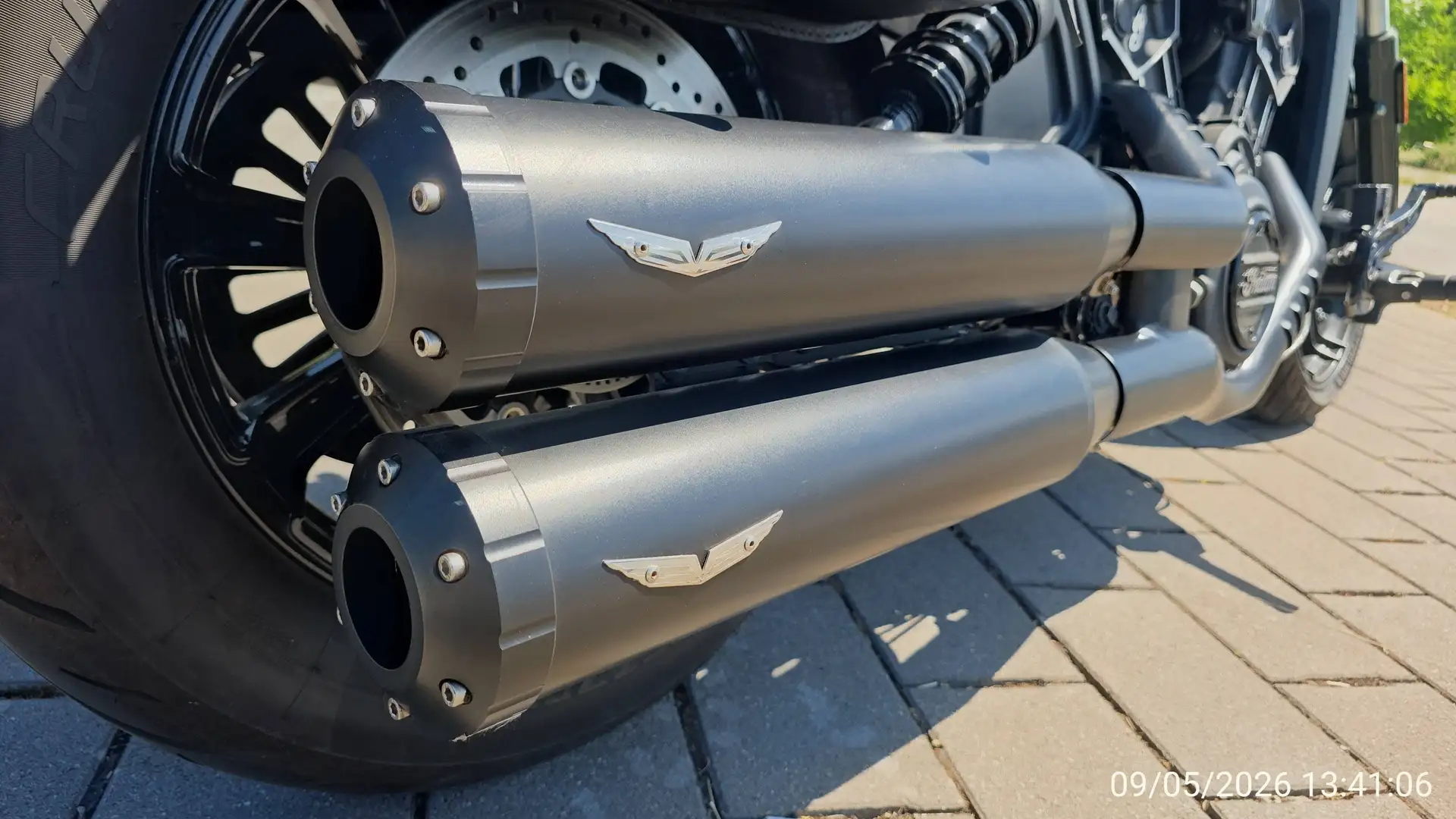 2023 Indian Scout Rogue photo 3