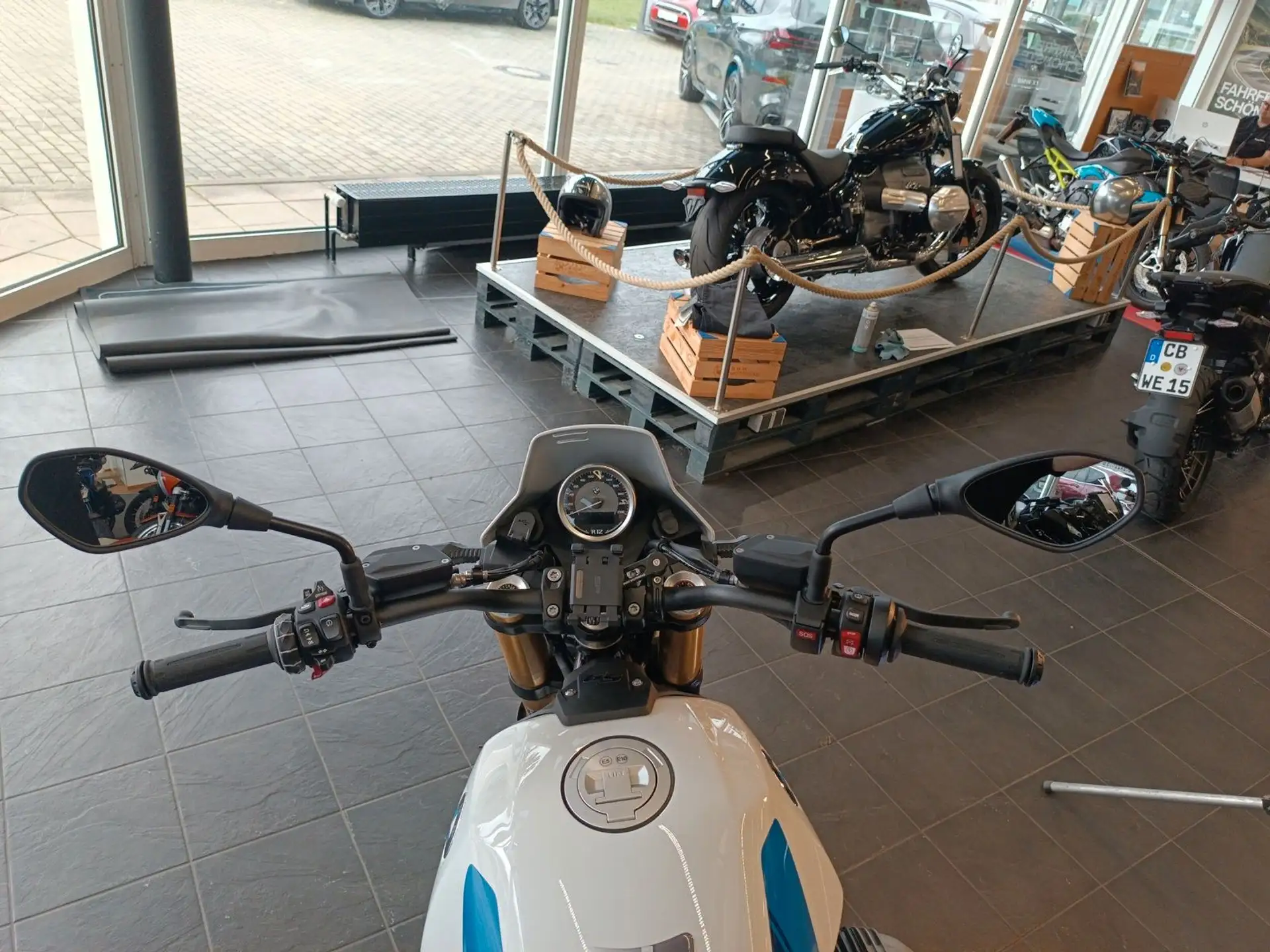 2025 BMW R 12 G/S photo 10