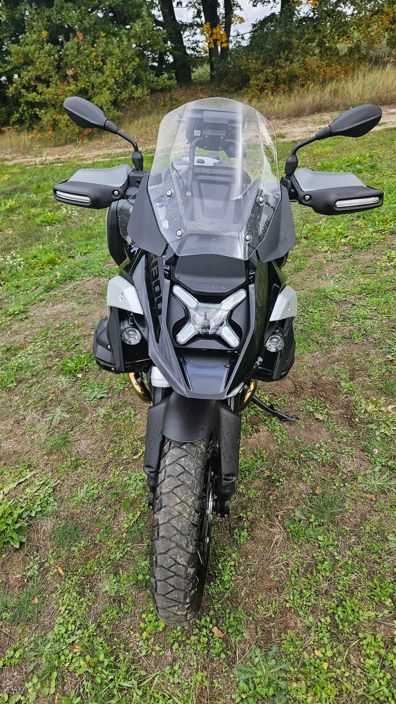 2025 BMW R 1300 GS Trippl Black photo 2
