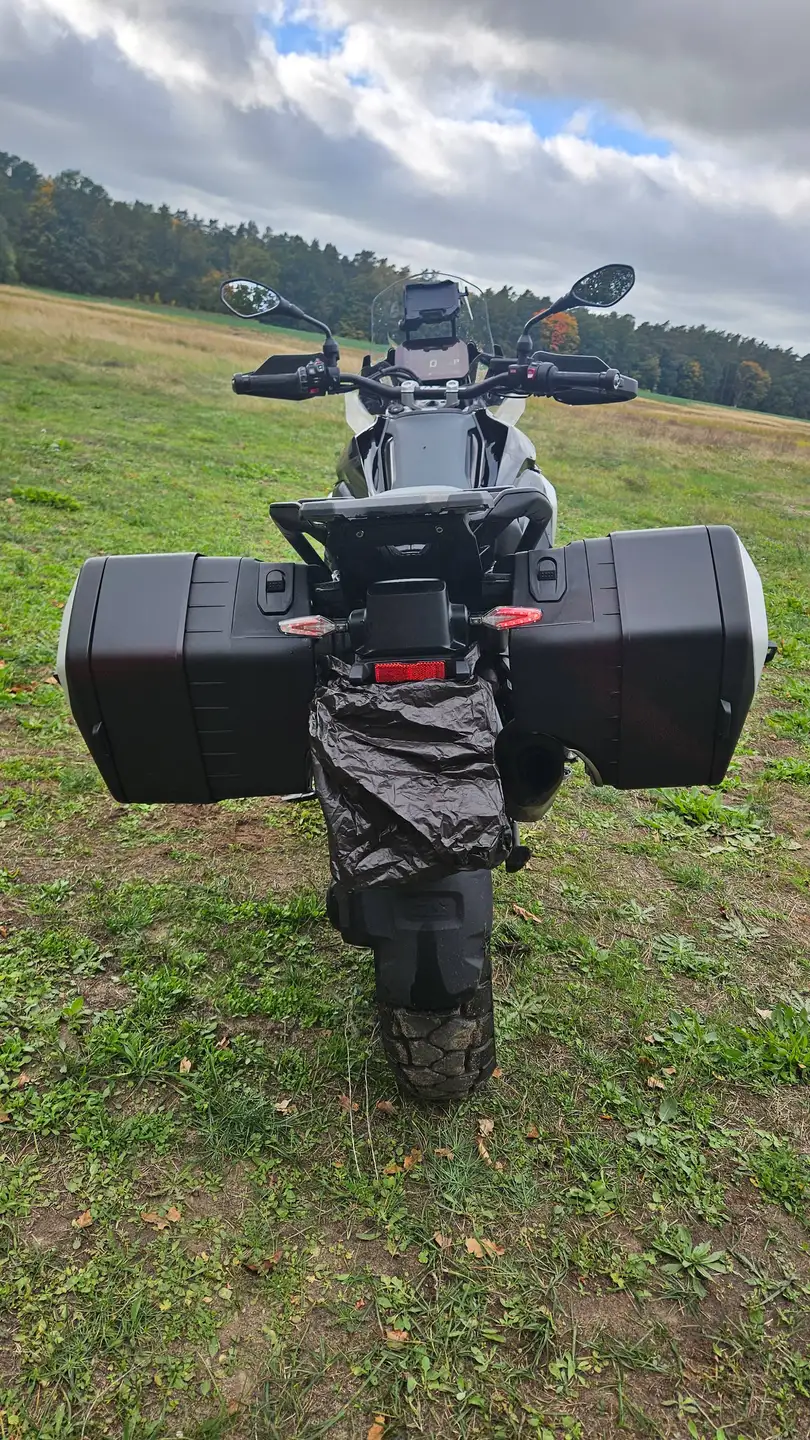 2025 BMW R 1300 GS Trippl Black photo 4