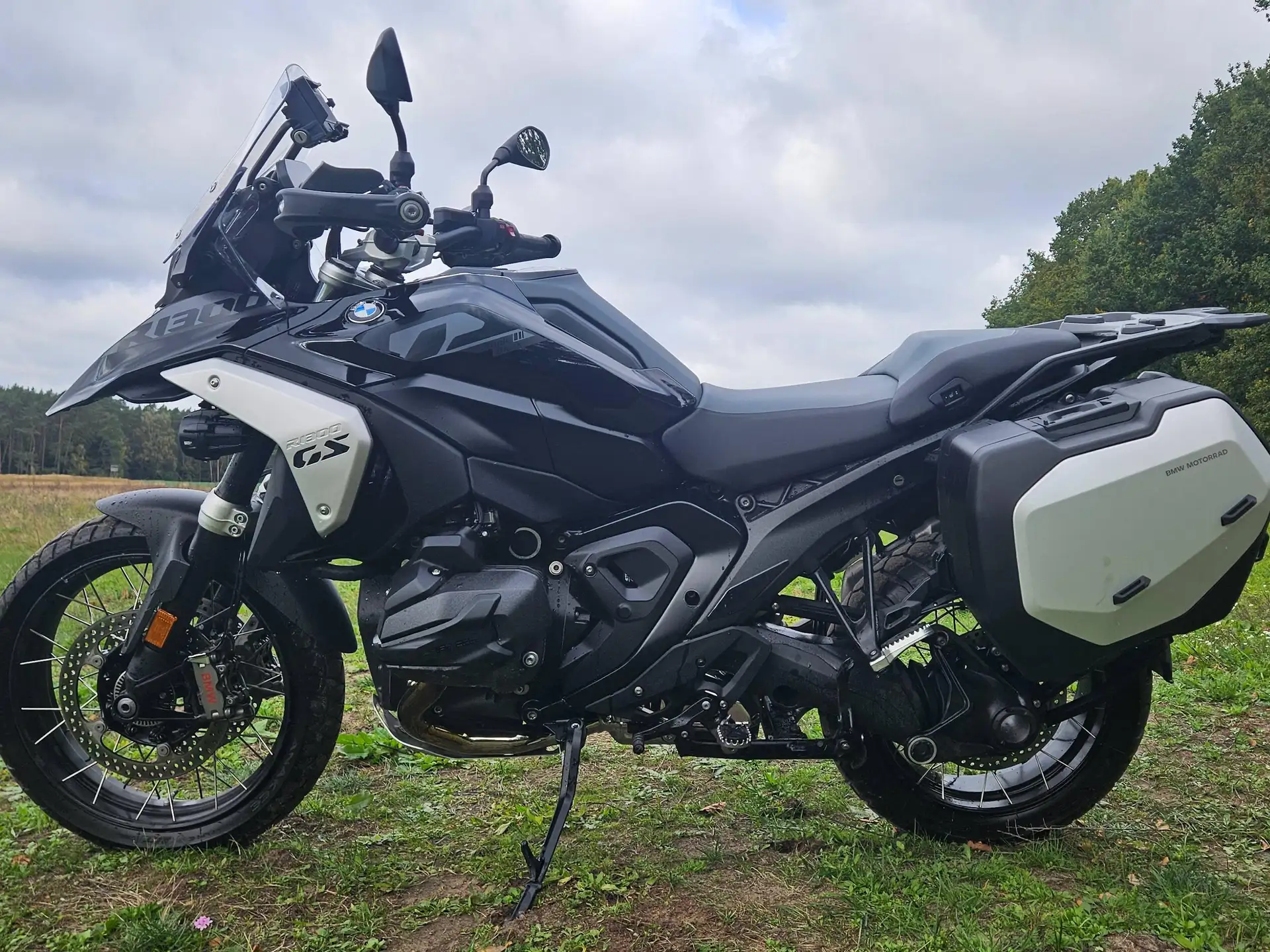 2025 BMW R 1300 GS Trippl Black photo 6
