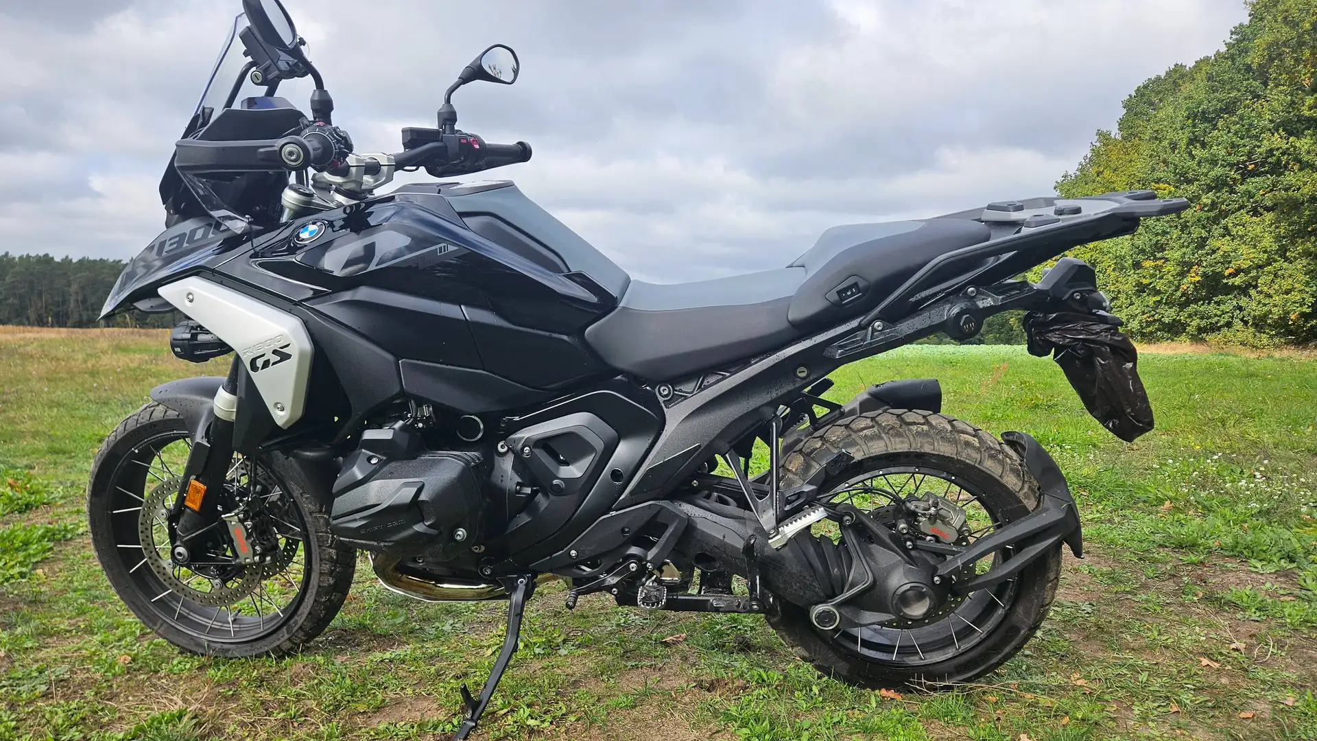 2025 BMW R 1300 GS Trippl Black photo 10