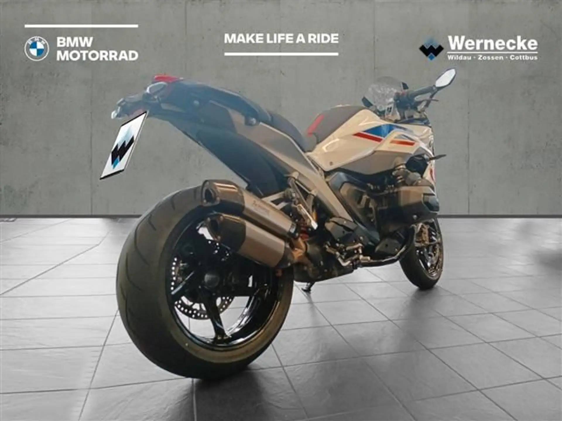 2025 BMW R 1300 RS Performance photo 4