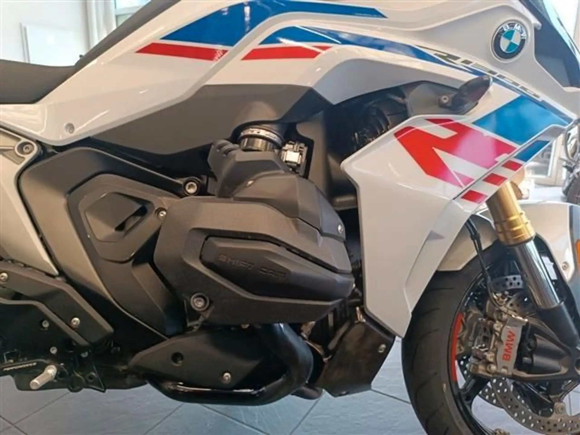 2025 BMW R 1300 RS Performance photo 6