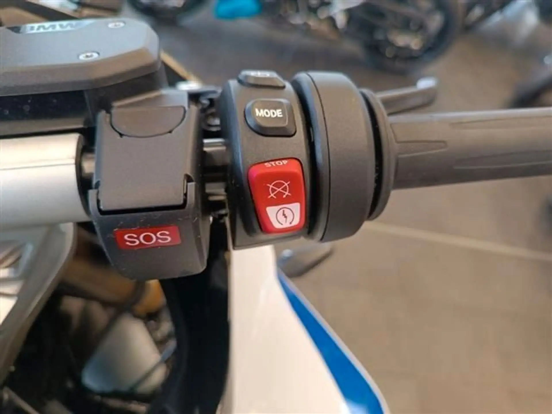 2025 BMW R 1300 RS Performance photo 9