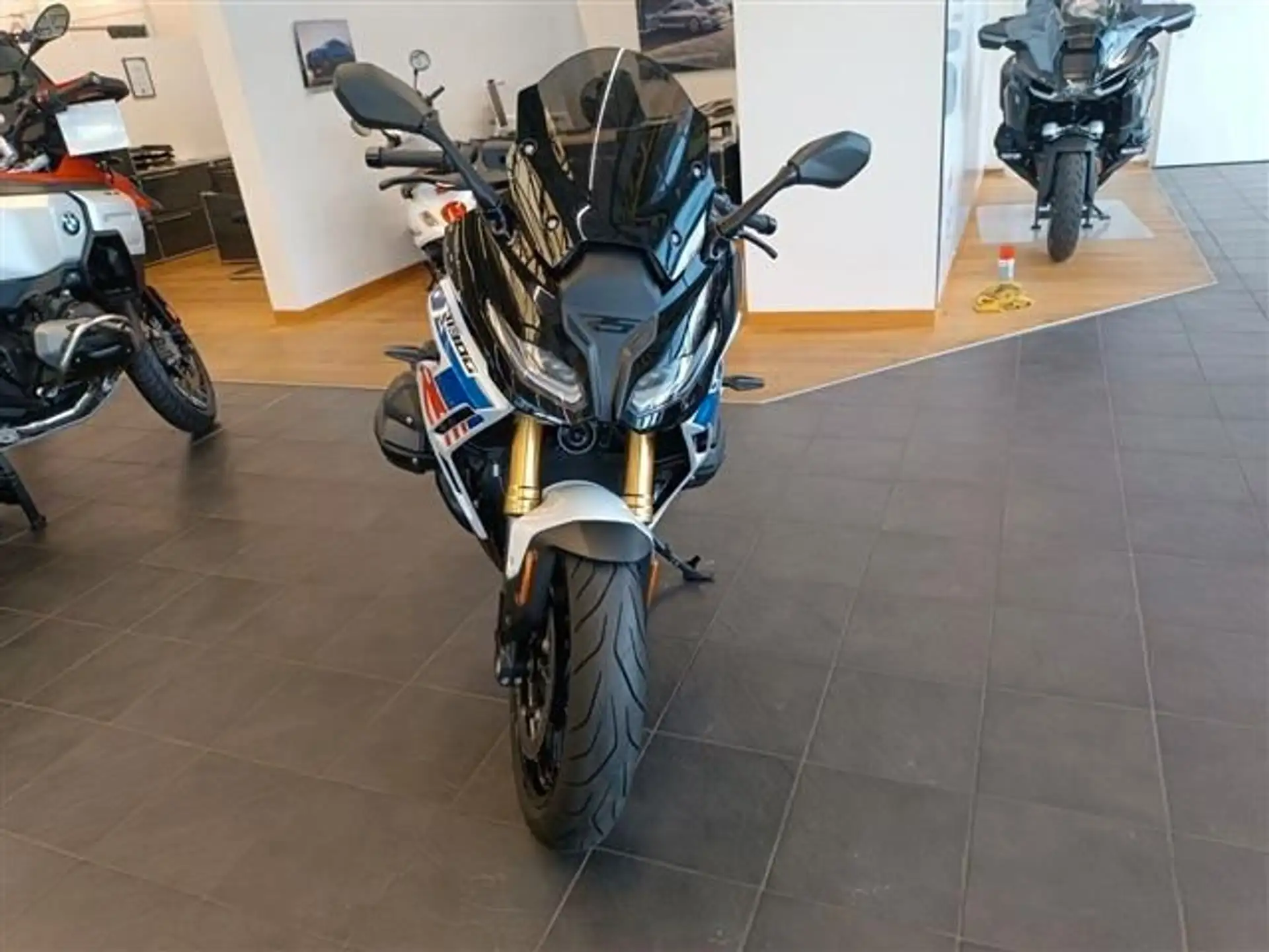 2025 BMW R 1300 RS Performance photo 10