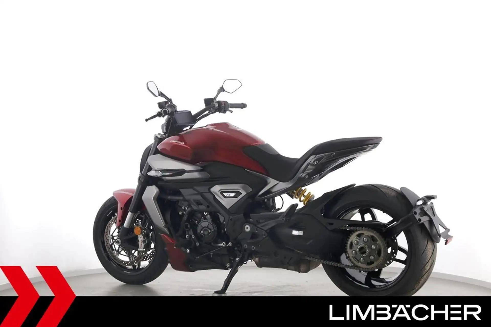 2025 Ducati XDiavel V4 - DTC, Wheelie-Control, Tempomat photo 6