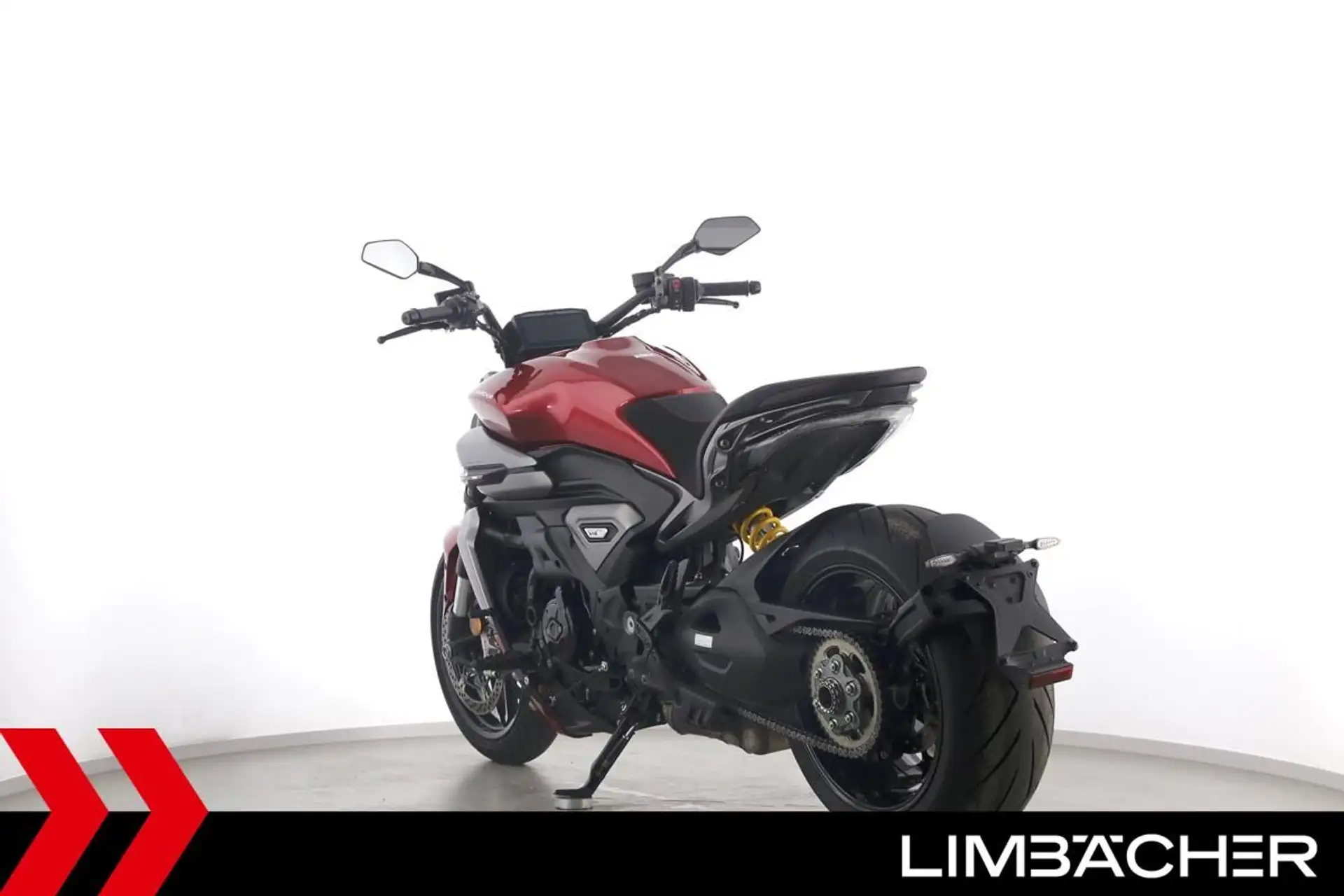 2025 Ducati XDiavel V4 - DTC, Wheelie-Control, Tempomat photo 7