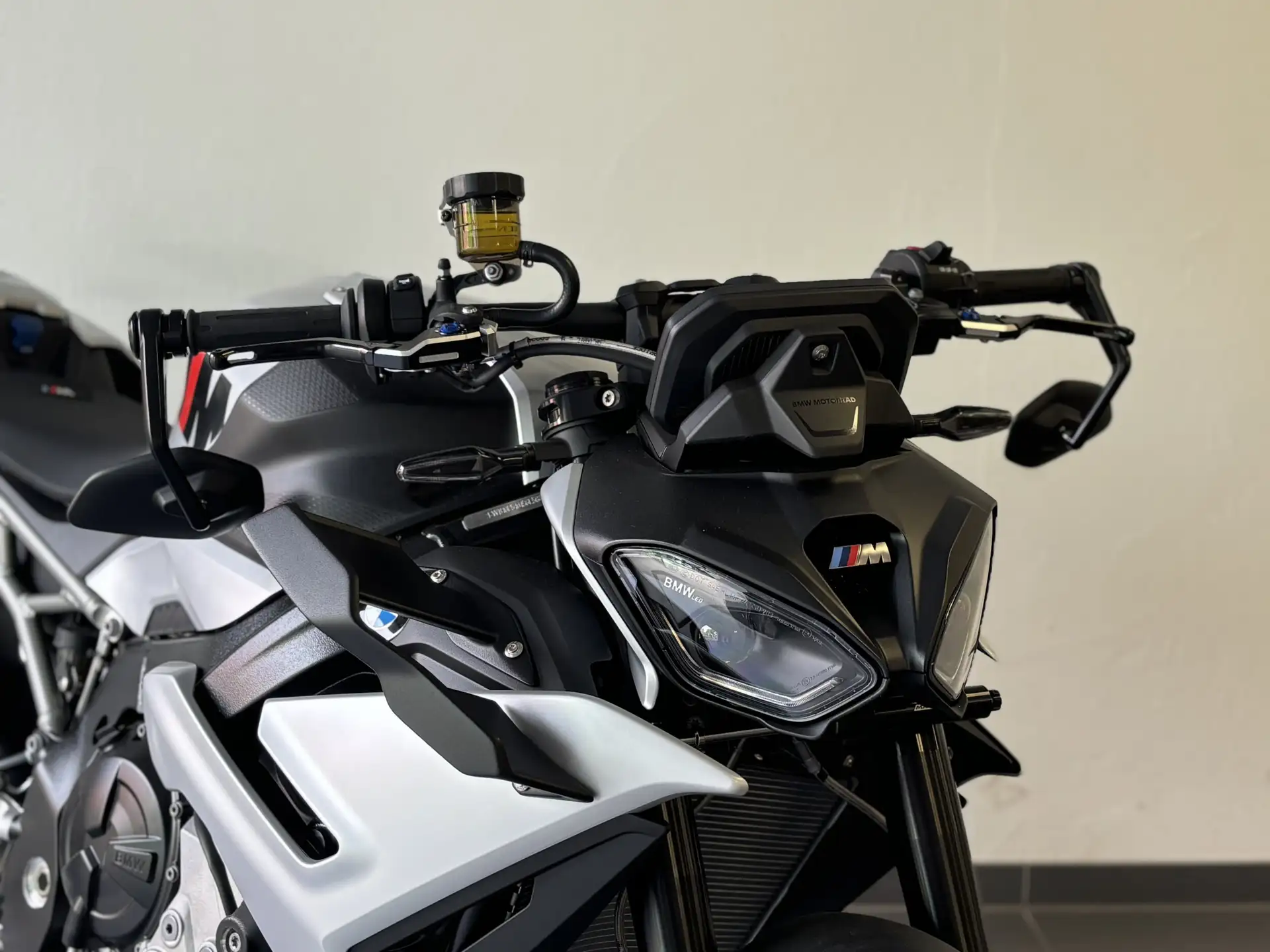 2026 BMW M 1000 R NEU, Sozius Paket, Lieferung photo 8