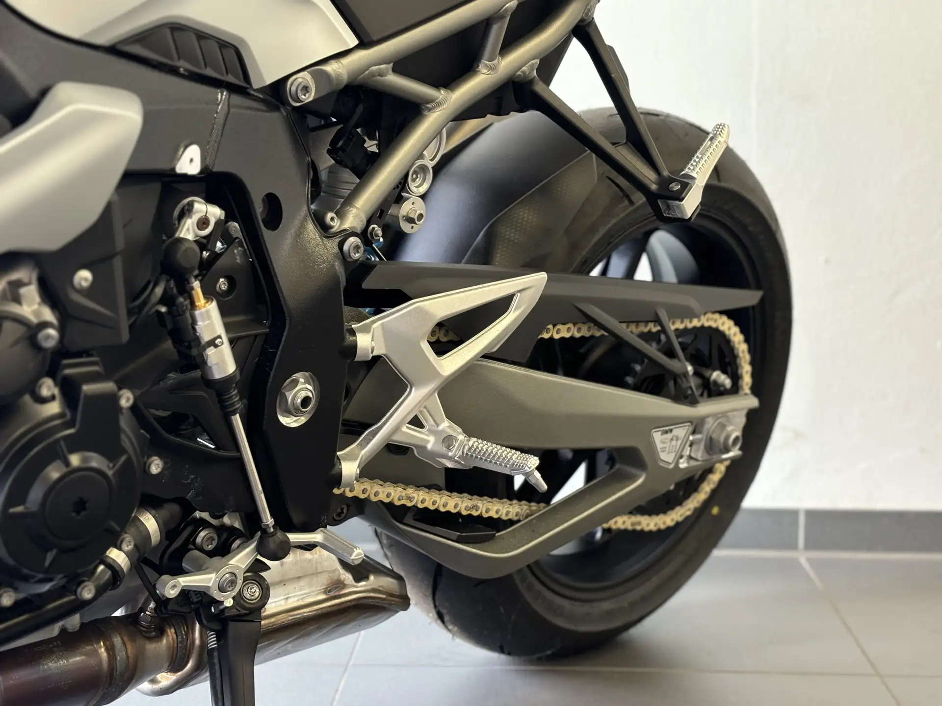 2026 BMW M 1000 R NEU, Sozius Paket, Lieferung photo 12