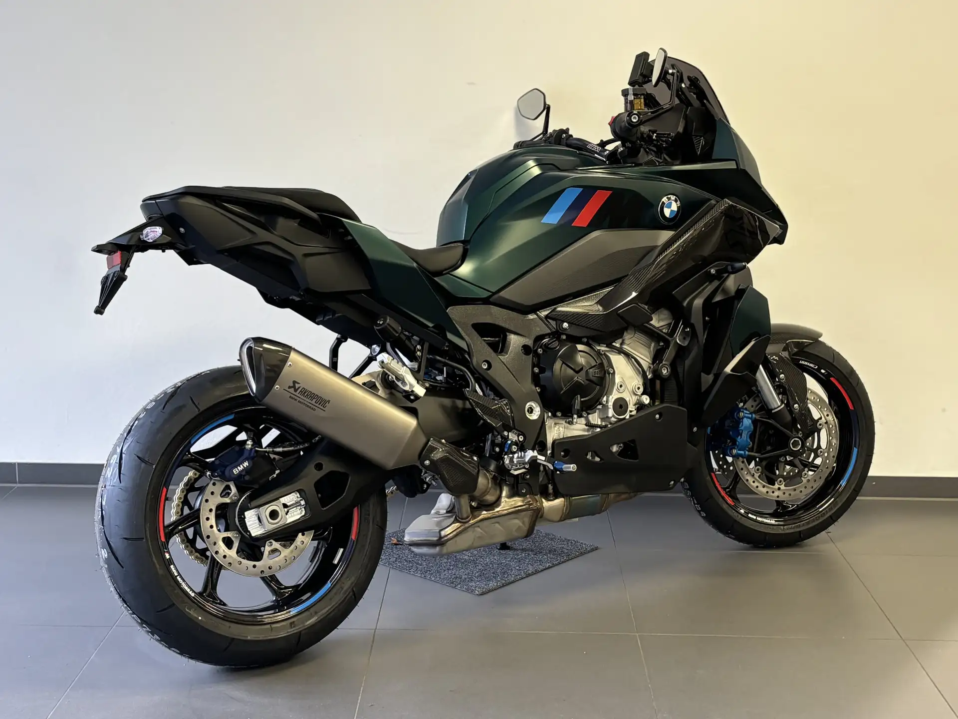 2026 BMW M 1000 XR MY26 M-Competition + NEU + SOFORT photo 4