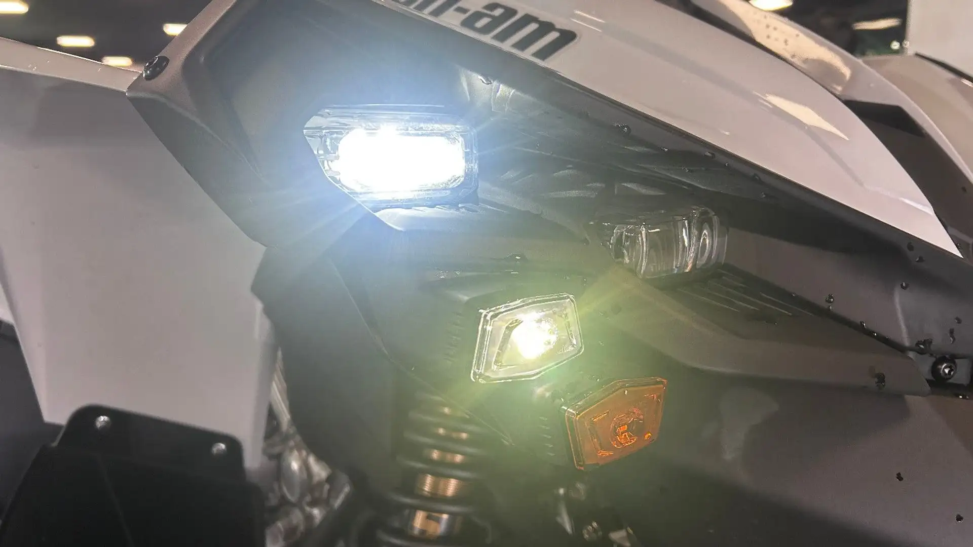 2026 Can-Am Renegade 650 T3b ABS Catalyst Gray 2026 photo 3