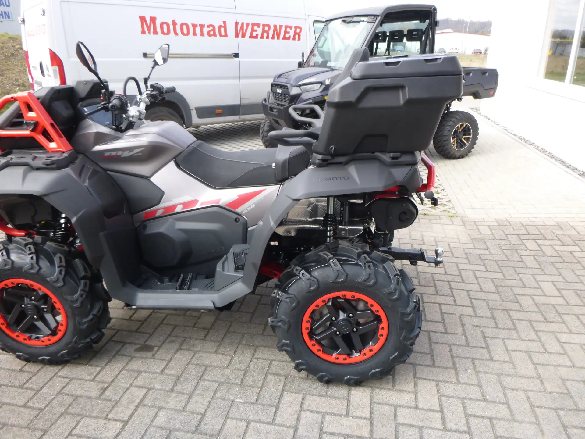 2026 CFMOTO CForce 1000 CForce 1000 TOURING PRO ABS MUD Version photo 4