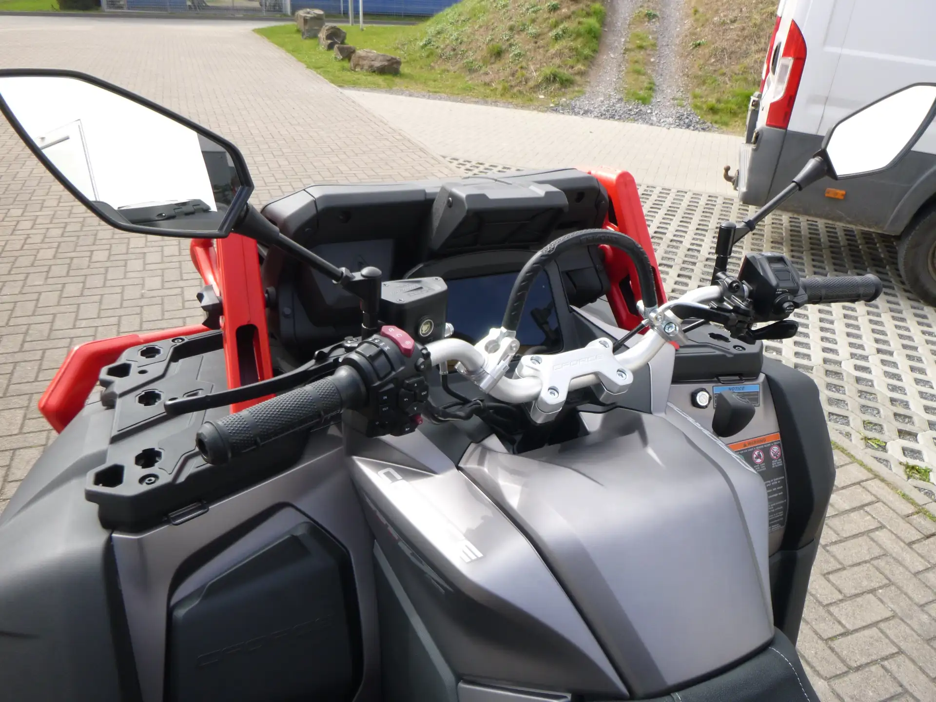 2026 CFMOTO CForce 1000 CForce 1000 TOURING PRO ABS MUD Version photo 5