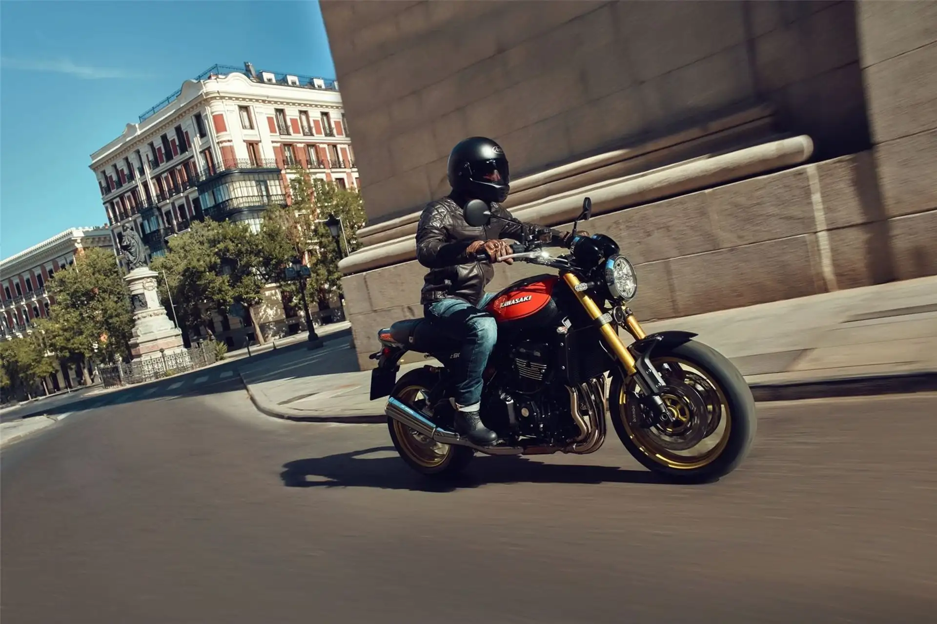 2026 Kawasaki Z900RS SE photo 5