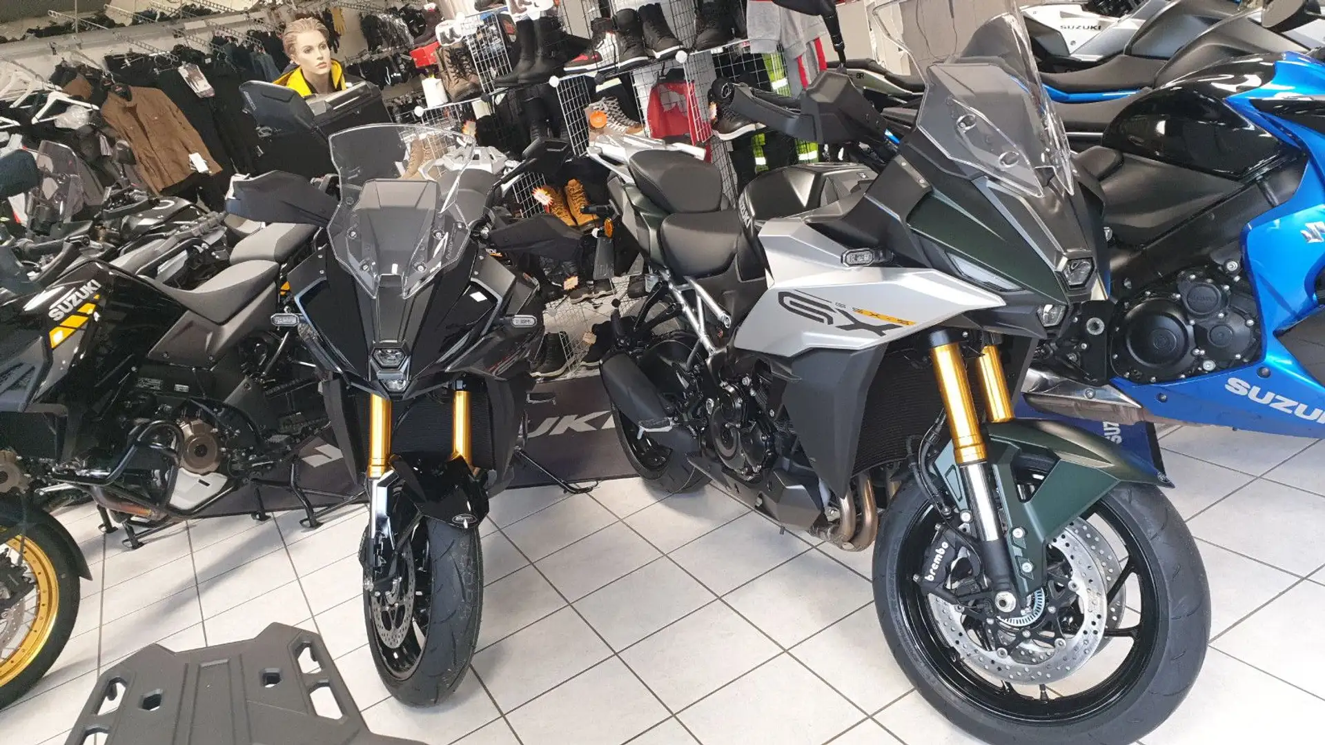 2026 Suzuki GSX-S 1000GX blau,grün,schwarz photo 4