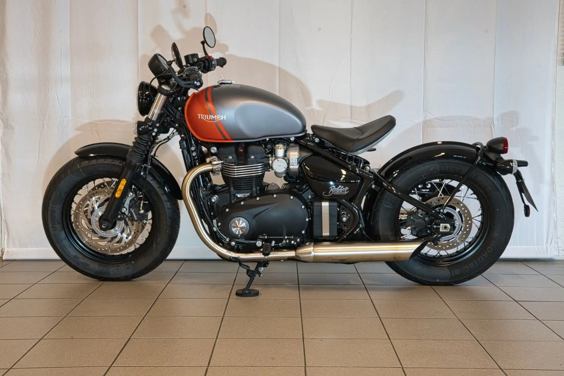 2026 Triumph Bonneville Bobber ab 87,00€/Monat photo 3