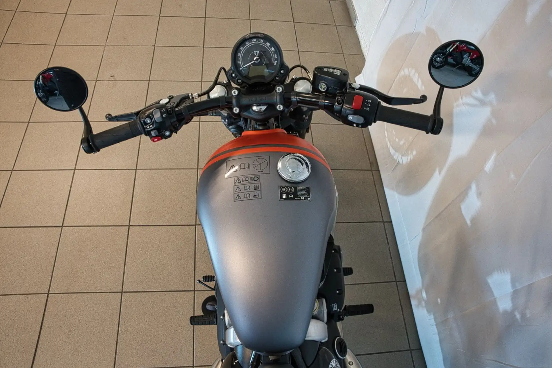 2026 Triumph Bonneville Bobber ab 87,00€/Monat photo 8