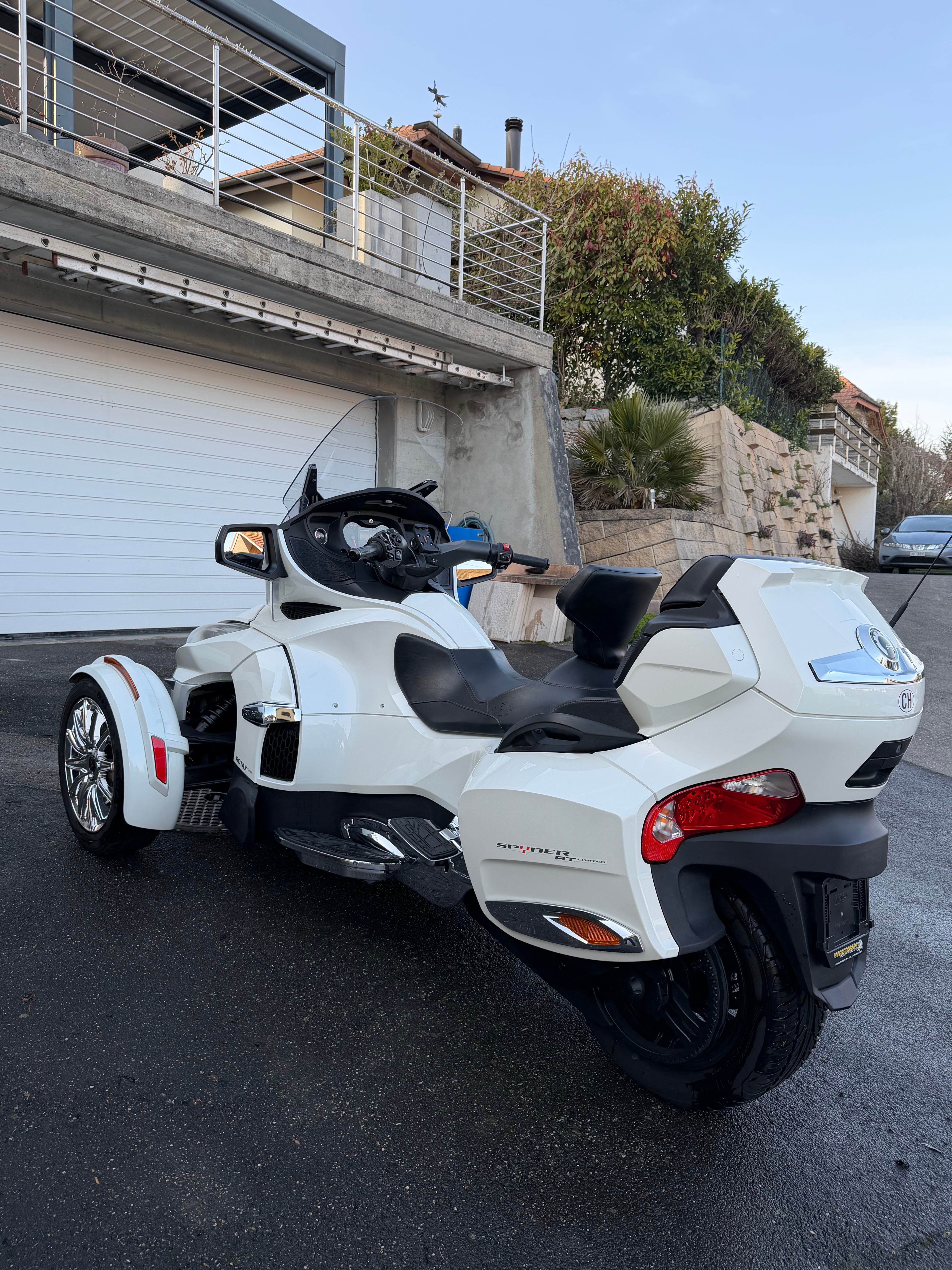 2017 CAN-AM Spyder Spyder RT-LTD SE6